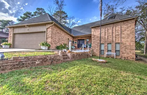 52 Cherry Hill Drive Conroe TX 77304