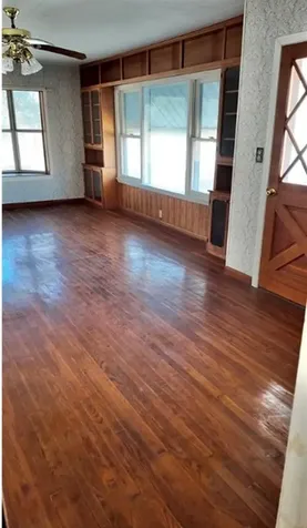 142 W 4th Street Yorktown TX 78164
