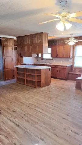 142 W 4th Street Yorktown TX 78164