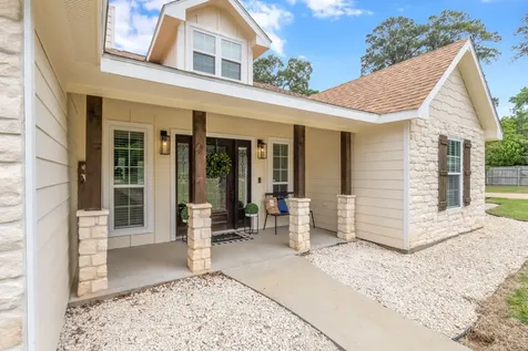 407 N Pecan Street Woodville TX 75979