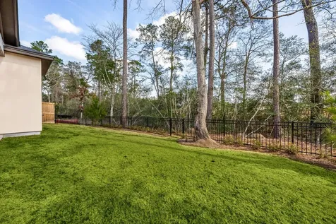 306 Eastern Towhee Court Magnolia TX 77354