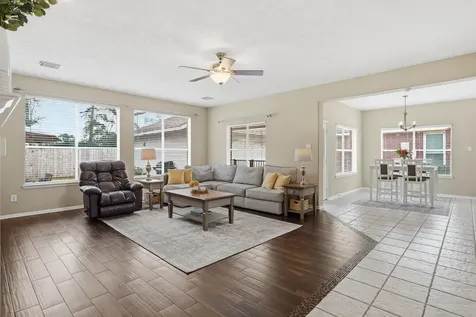 2515 Woodsboro Drive Spring TX 77388