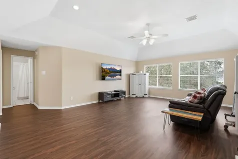 2515 Woodsboro Drive Spring TX 77388