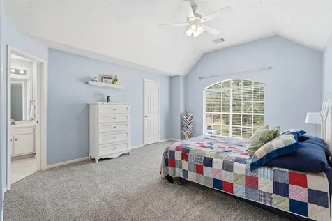 2515 Woodsboro Drive Spring TX 77388