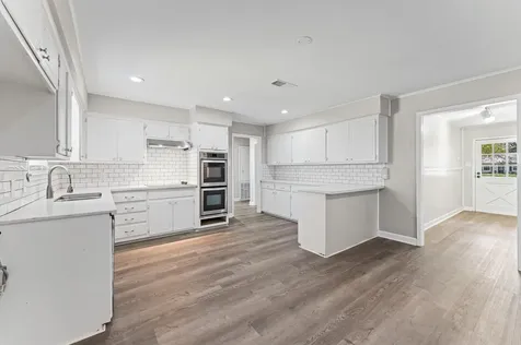 3082 County Road 536 Alvin TX 77511