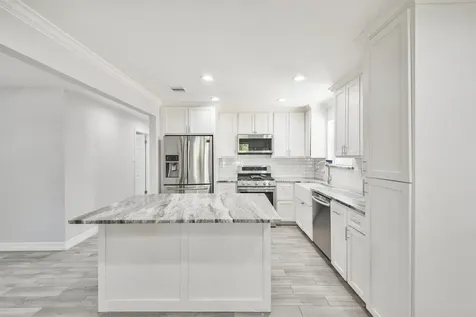 7623 Yellow Pine Drive Houston TX 77040