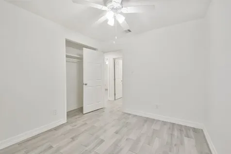 7623 Yellow Pine Drive Houston TX 77040
