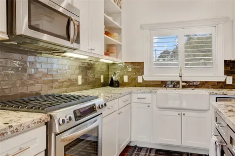 2418 Lazybrook Drive Houston TX 77008
