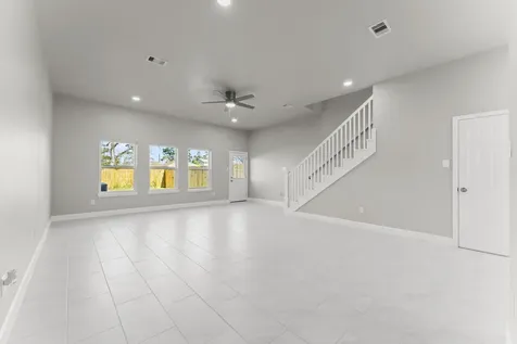 8159 Crestview Drive Houston TX 77028