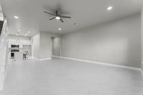 8159 Crestview Drive Houston TX 77028