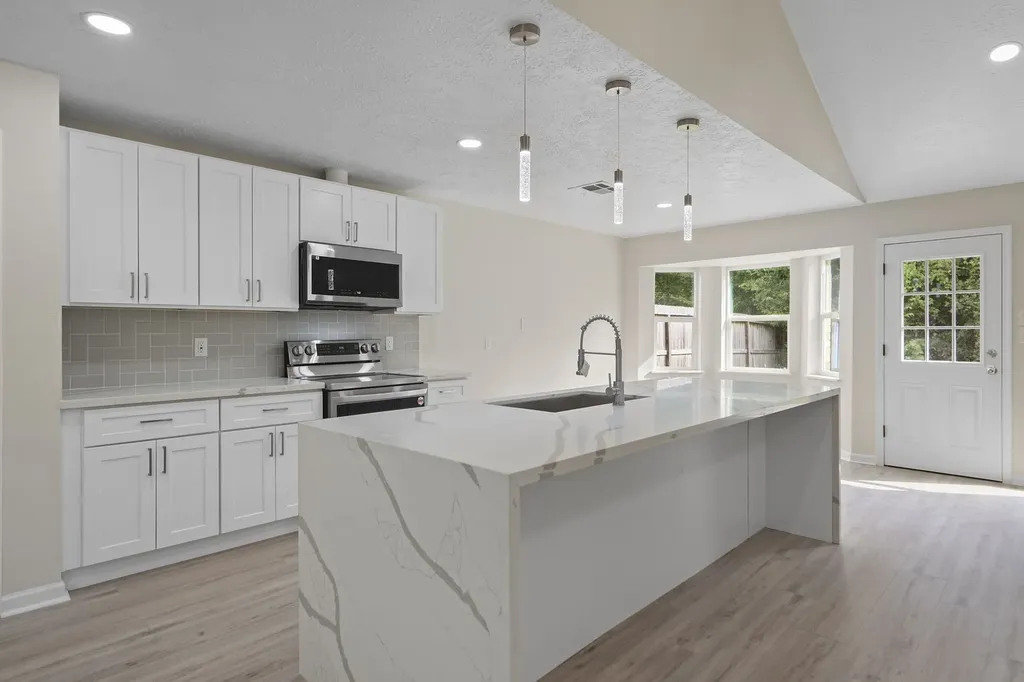 335 Haymarket Lane Houston TX 77015