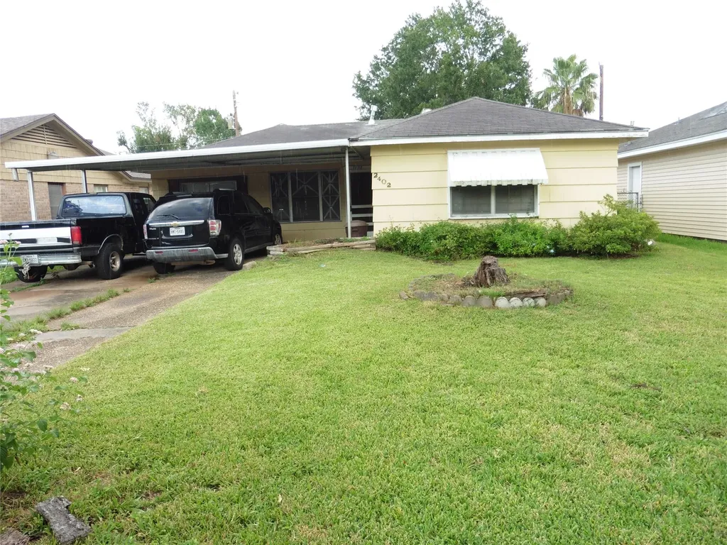 2402 Reinerman Street Houston TX 77007