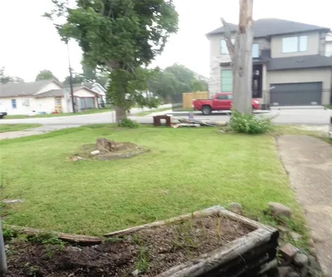 2402 Reinerman Street Houston TX 77007