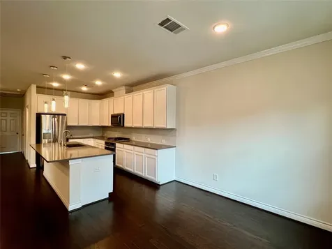 10916 Cannes Memorial Drive Houston TX 77043