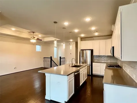 10916 Cannes Memorial Drive Houston TX 77043