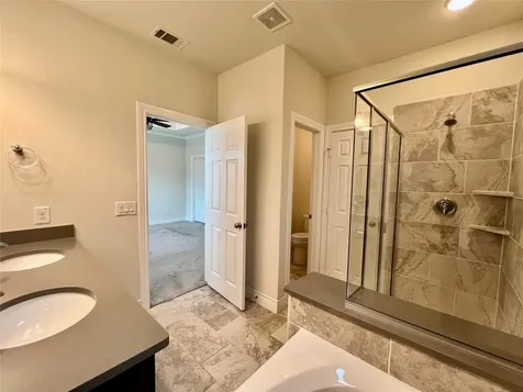 10916 Cannes Memorial Drive Houston TX 77043