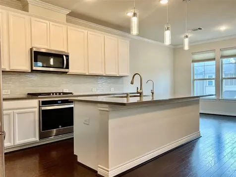 10916 Cannes Memorial Drive Houston TX 77043