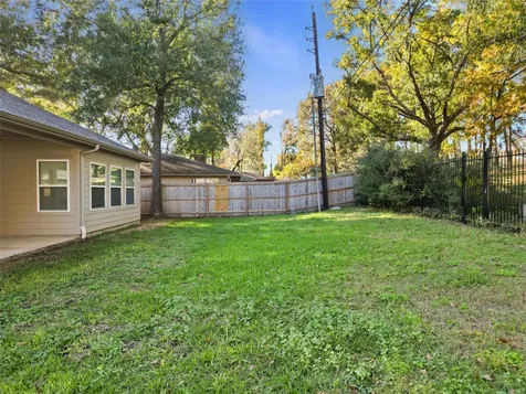 116 Augusta Drive Huntsville TX 77340