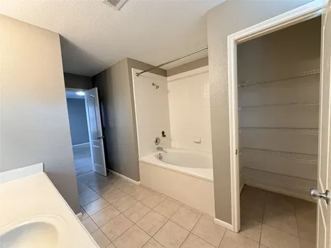 2634 Skyview Glen Court Houston TX 77047