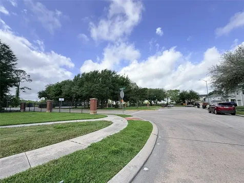 2634 Skyview Glen Court Houston TX 77047