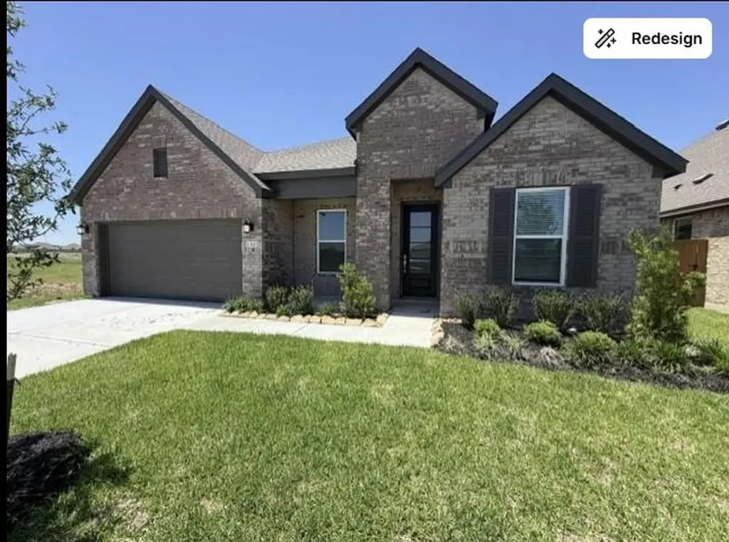 1310 W Shepard Drive Dayton TX 77535