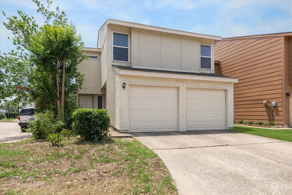 10311 Richmond Hill Drive Houston TX 77041