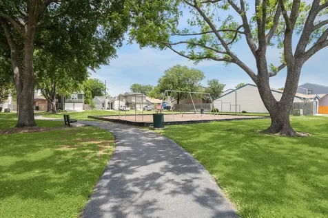 10311 Richmond Hill Drive Houston TX 77041