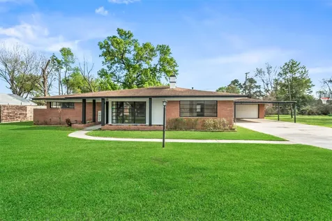 124 Lazy Lane Baytown TX 77520