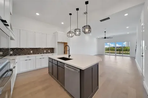 4406 Tucker Lane Seabrook TX 77586
