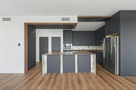 651 Bering Drive 1903 Houston TX 77057