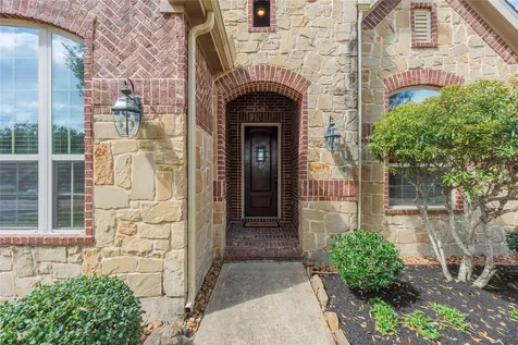 5811 Green Meadows Lane Katy TX 77493