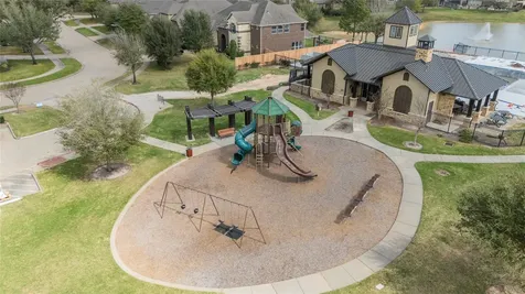 5811 Green Meadows Lane Katy TX 77493