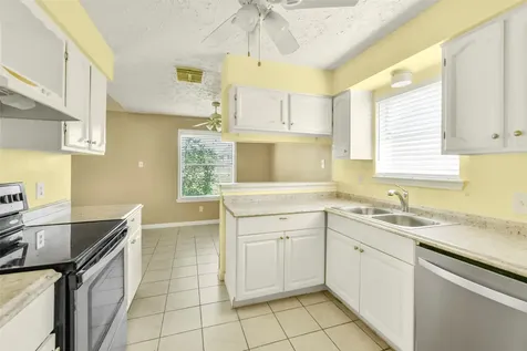 2929 Ocean Way League City TX 77573