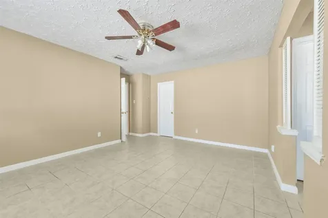 2929 Ocean Way League City TX 77573