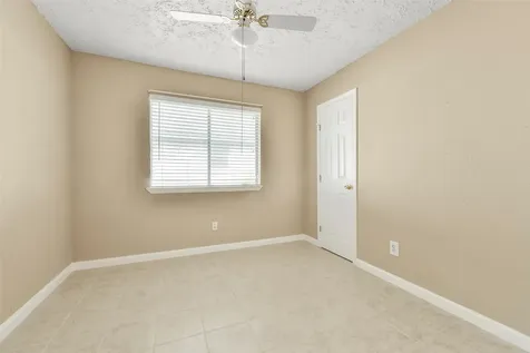2929 Ocean Way League City TX 77573