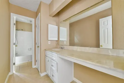 2929 Ocean Way League City TX 77573