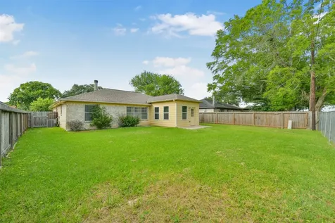 2929 Ocean Way League City TX 77573
