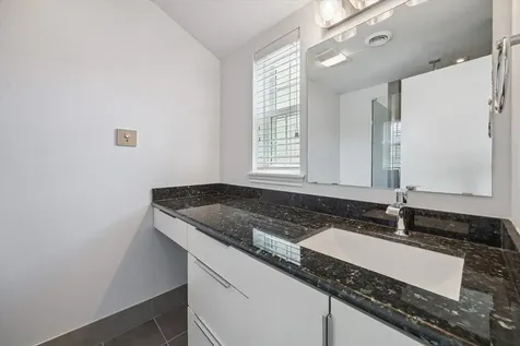 671 N Post Oak Lane 671 Houston TX 77024
