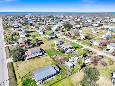 1049 N Sage Road Crystal Beach TX 77650