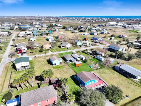 1049 N Sage Road Crystal Beach TX 77650
