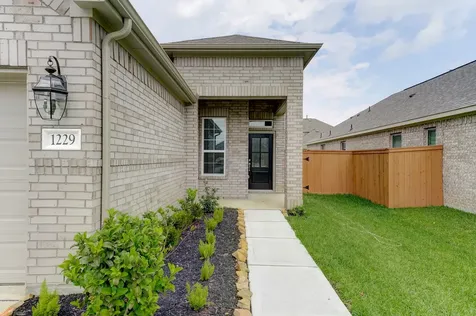 1229 Red Hills Drive Rosharon TX 77583