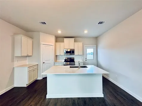 111 County Road 5102b Cleveland TX 77327