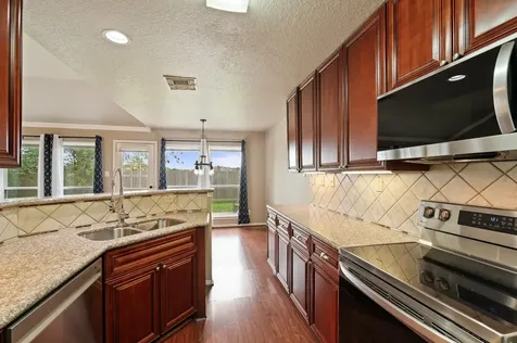 11719 Santa Fe Trail Santa Fe TX 77510