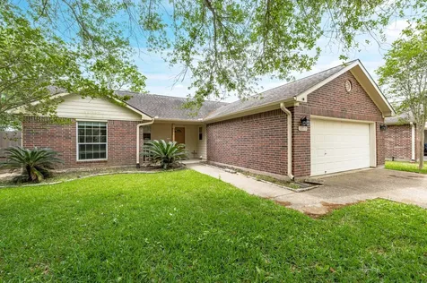 11719 Santa Fe Trail Santa Fe TX 77510