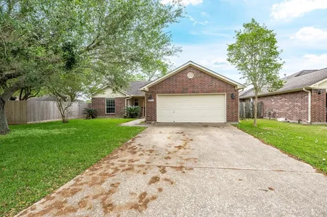 11719 Santa Fe Trail Santa Fe TX 77510