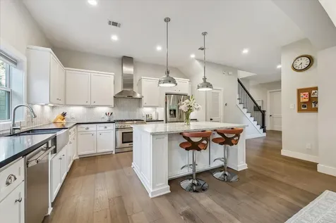 1607 Althea Drive Houston TX 77018