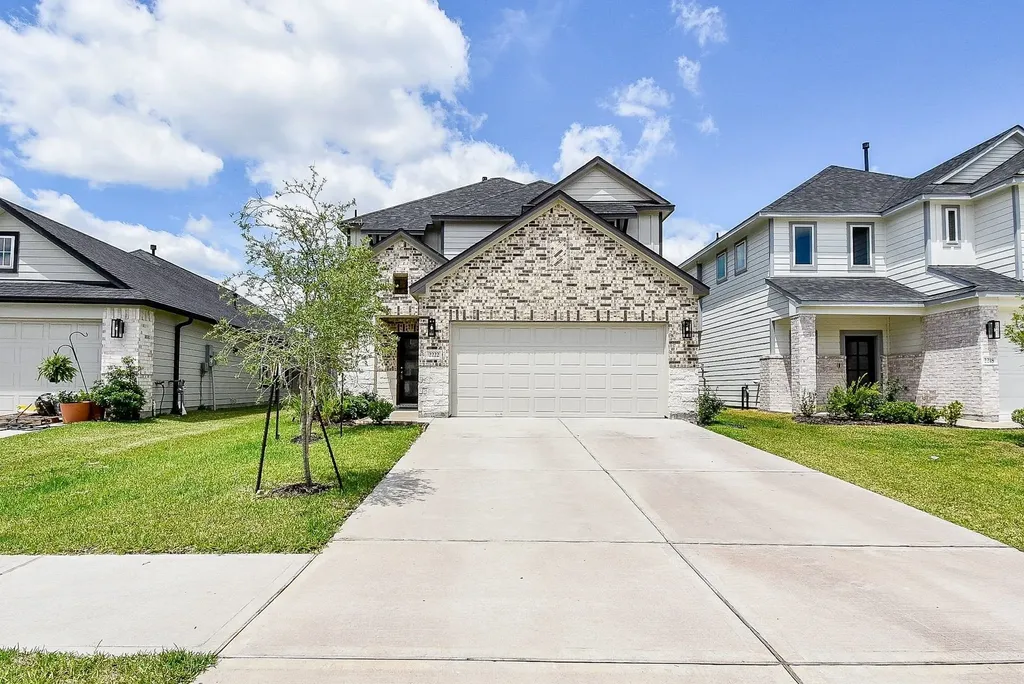 2222 Emerald Diamond Court Fresno TX 77545