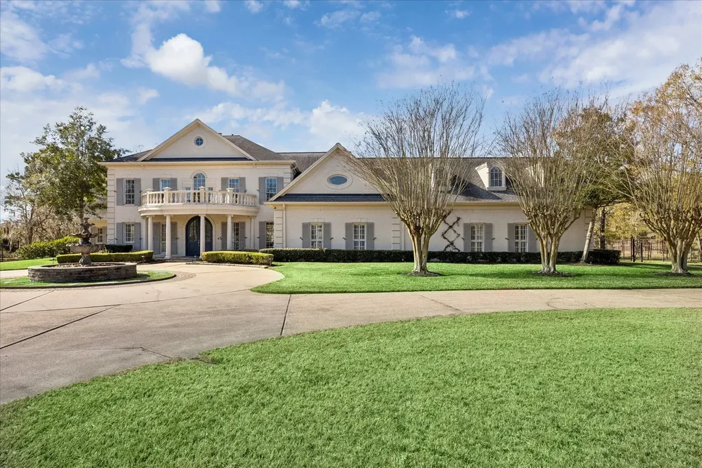 106 Melody Lane Friendswood TX 77546