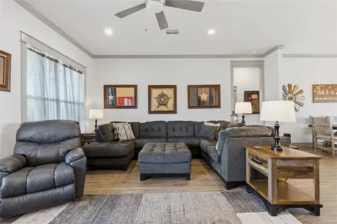 5213 County Road 127 Iola TX 77861