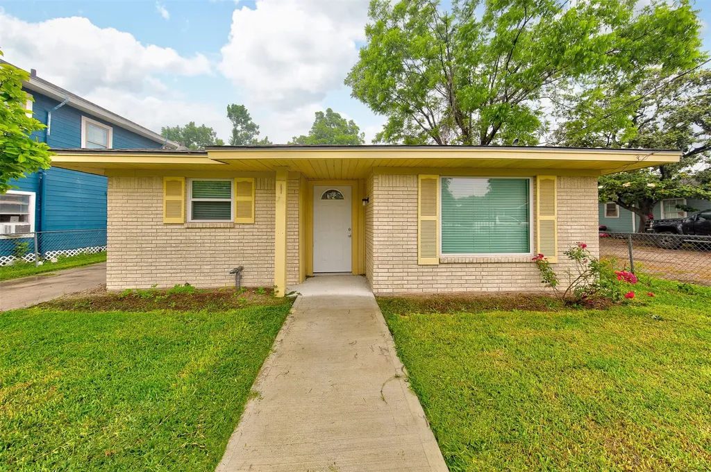 7732 Avenue I Houston TX 77012